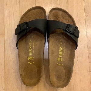 BIRKENSTOCK MADRID SANDALS 🌟✨🖤 Worn once!